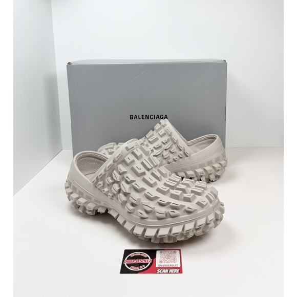 Balenciaga Other - Size 43EU/10US - Balenciaga Defender Beige Clogs🥯 NEW/RETAIL $1,050!